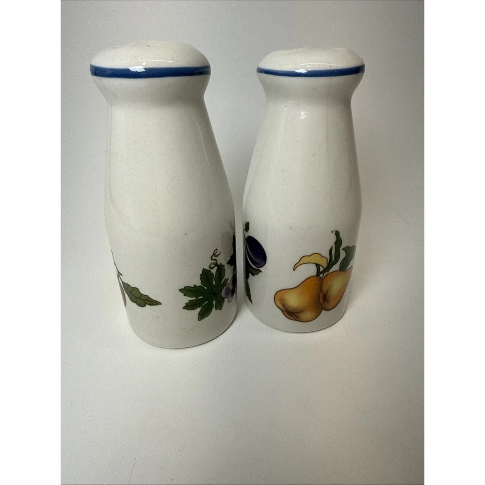Tabletops Unlimited Stoneware Essence Salt &‎ Pepper Shakers Fruit Design